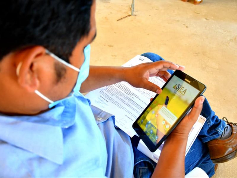 CAPACITAN Y ENTREGAN MODERNAS TABLETS A INFORMANTES CALIFICADOS DE LAS OFICINAS Y AGENCIAS AGRARIAS