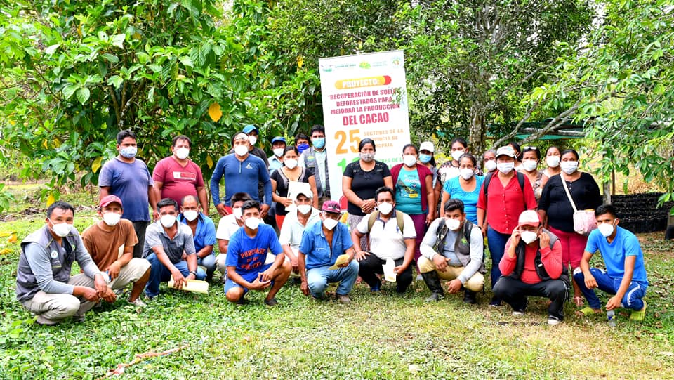 CAPACITACIÓN A AGRICULTORES DE LA COMUNIDAD DE INFIERNO EN MANEJO DE CULTIVO DE CACAO.