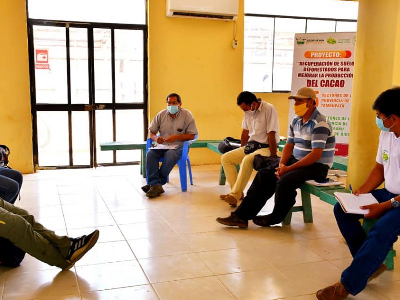 GOBIERNO REGIONAL DE MADRE DE DIOS ARTICULA ALIANZAS CON COOPERATIVAS Y ASOCIACIONES CACAOTEROS.