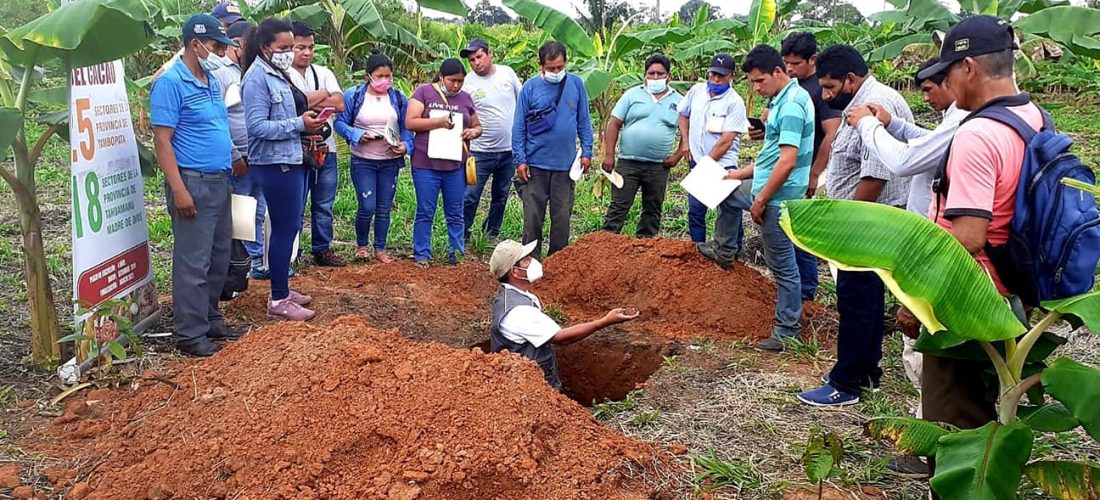 CURSO INTENSIVOS DE ANÁLISIS DE SUELO DIRIGIDO A HOMBRES DEL CAMPO DESARROLLA EL GOREMAD Y LA DRA.