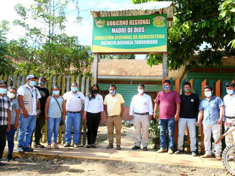 DRA Y EQUIPO TÉCNICO DE PROYECTO PARA SANEAMIENTO FÍSICO LEGAL DE PROPIEDAD RURAL, SOSTUVIERON REUNIÓN PARA ACELERAR TRABAJOS DE CAMPO.