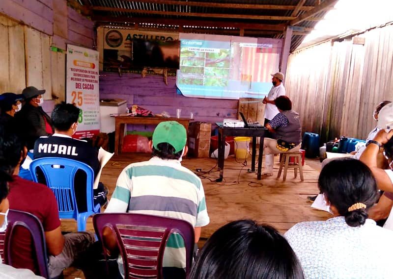 GOREMAD-DRA CAPACITA A LOS AGRICULTORES DEL PROYECTO CACAO, PARA COMBATIR PLAGAS Y ENFERMEDADES QUE ATACAN SUS CULTIVOS