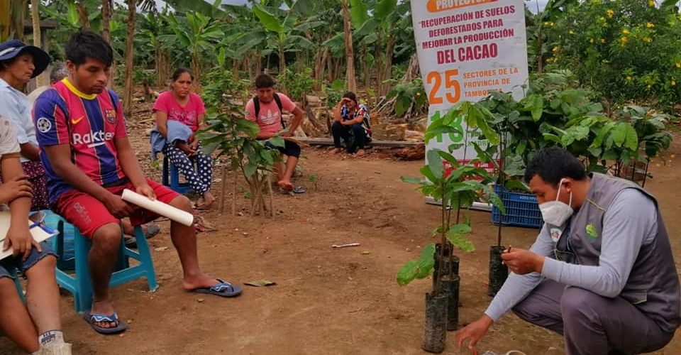 CURSOS Y TALLERES SE ACELERAN PARA LLEGAR A MAYOR NUMERO DE BENEFICIARIOS DEL PROYECTO CACAO