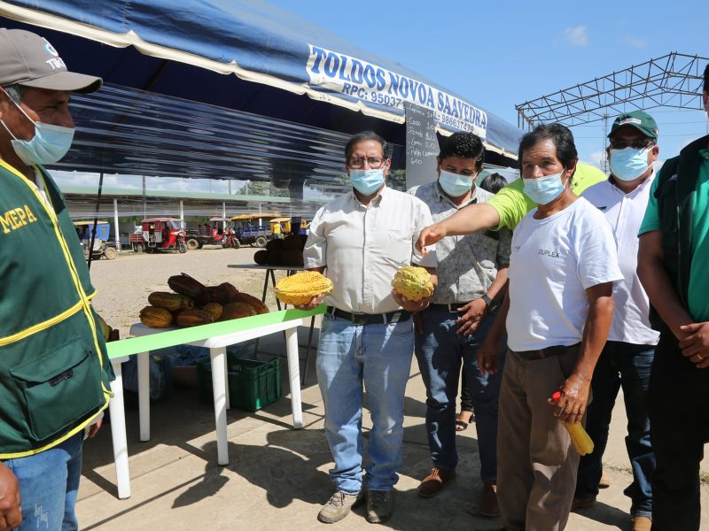 FERIA INTERREGIONAL QUE EXPENDE PRODUCTOS ALIMENTICIOS A PRECIO REBAJADOS CULMINA MAÑANA EN CAMPO FERIAL