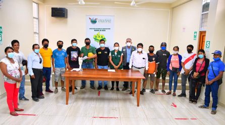 Agricultores de Bajo Loboyoc reciben información para el otorgamiento de la subvención económica por la compra de fertilizantes y registro en el Sistema de Padrón de Productores.