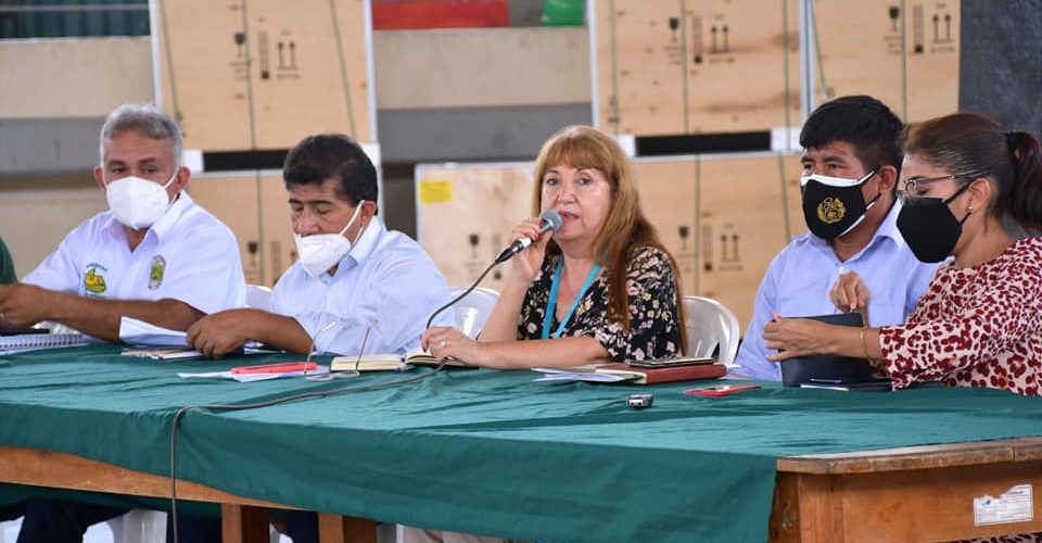 La gerenta general del Goremad, Eco.Flor de María Cano, hizo hincapié, ante decenas de agricultores de la región, que la gestión del gobernador (e) Enoki tiene como una de sus prioridades mejorar la situación de este sector.