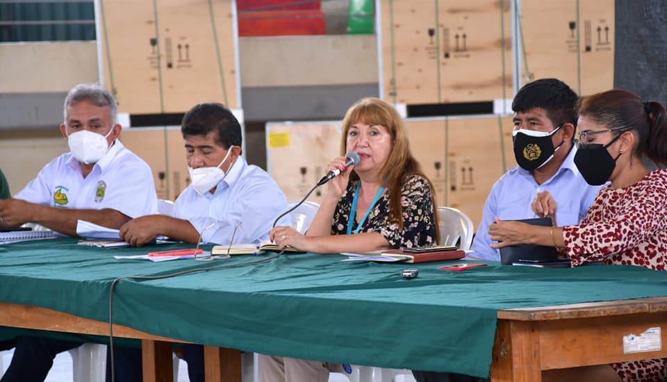 La gerenta general del Goremad, Eco.Flor de María Cano, hizo hincapié, ante decenas de agricultores de la región, que la gestión del gobernador (e) Enoki tiene como una de sus prioridades mejorar la situación de este sector.